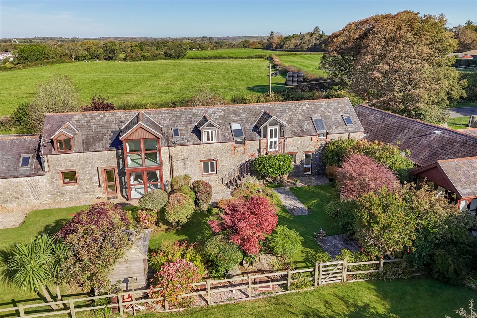 2 Little Highway Mews, Pennard Road, Pennard, Swansea, SA3 2AD